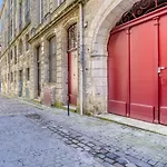Loft D'exception Dans Un Ancien Chai Avec Parking Et Terrasse - Coeur De