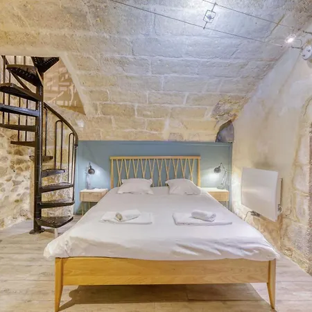 Loft D'exception Dans Un Ancien Chai Avec Parking Et Terrasse - Coeur De Apartmán *