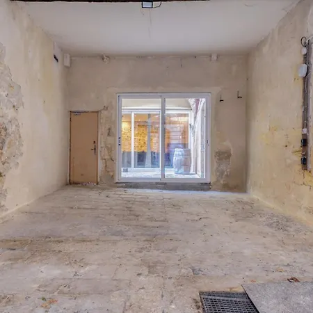 Loft D'exception Dans Un Ancien Chai Avec Parking Et Terrasse - Coeur De Apartmán Bordeaux