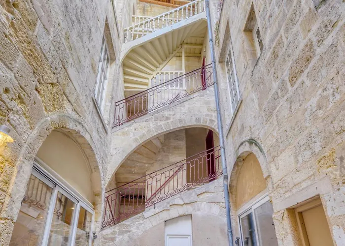 Apartment Loft D'exception Dans Un Ancien Chai Avec Parking Et Terrasse - Coeur De Bordeaux