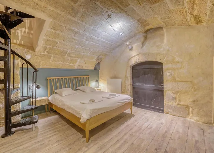 Loft D'exception Dans Un Ancien Chai Avec Parking Et Terrasse - Coeur De ボルドー