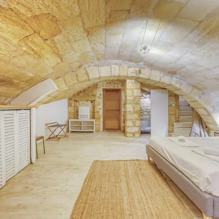 Loft D'exception Dans Un Ancien Chai Avec Parking Et Terrasse - Coeur De Apartment *
