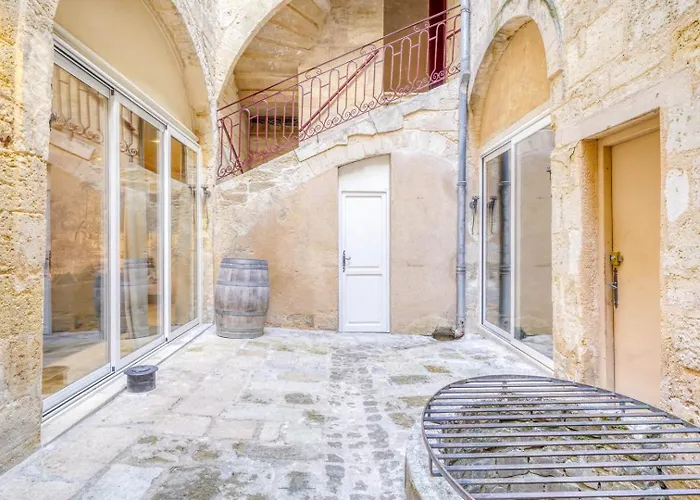 Loft D'exception Dans Un Ancien Chai Avec Parking Et Terrasse - Coeur De *