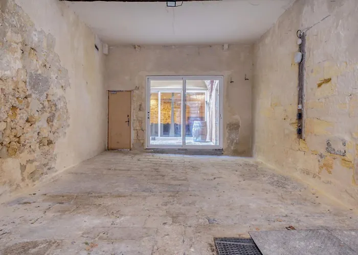 Loft D'exception Dans Un Ancien Chai Avec Parking Et Terrasse - Coeur De Apartment Bordeaux